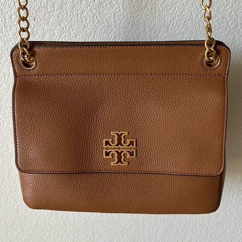 🎉Host pick!🎉{Tory Burch} Britten Flap Shoulder bag - Picture 6 of 11